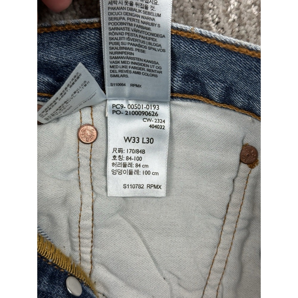 Levis 501 Original Jeans Mens 33x30 Medium Wash Straight Leg 100% Cotton NWT - Picture 6 of 12